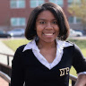 Meet your Posher, Latasha